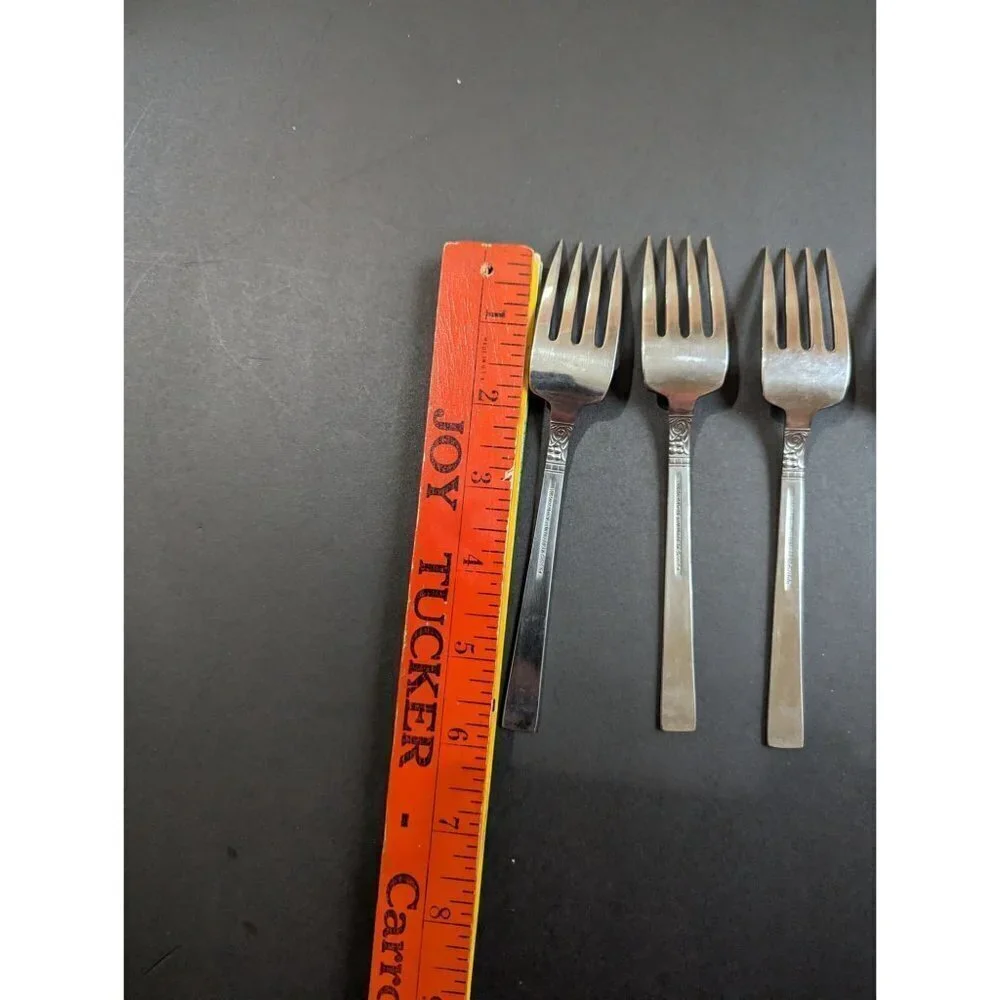 Oneida Northland (Stainless, WM Dalton‎ glassy finish salad fork 6 1/2 in set